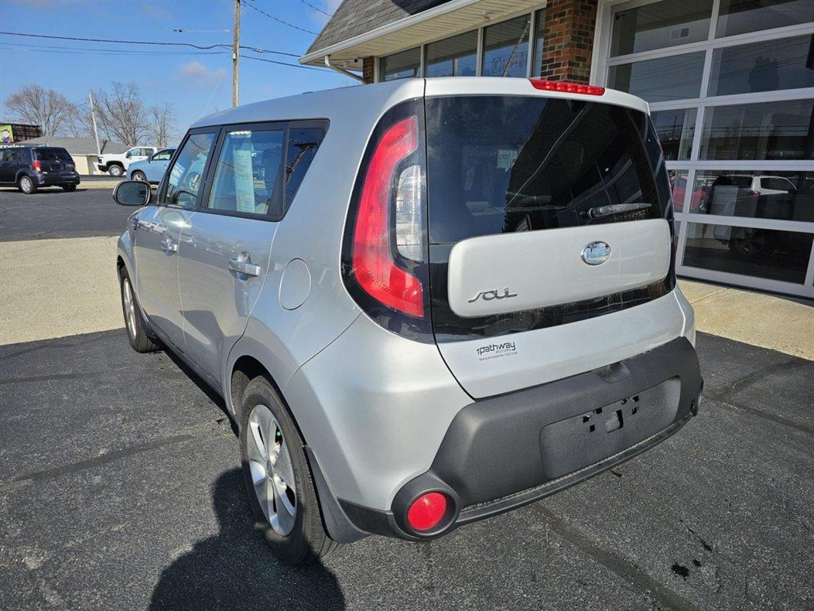2014 Silver /Black Kia Soul (KNDJN2A29E7) with an 1.6l I-4 DI Dohc Cvvt 1.6 engine, Auto transmission, located at 4163 Bardstown Rd, Louisville, KY, 40218, (502) 266-7677, 38.189991, -85.642418 - The 2014 Soul comes in three trims. The base features a 1.6-liter four-cylinder engine with either a six-speed manual or automatic transmission. The Plus and top-of-the-line Exclaim come with a more powerful 2.0-liter and only with the automatic. I drove both the Plus and the Exclaim. - Photo #7