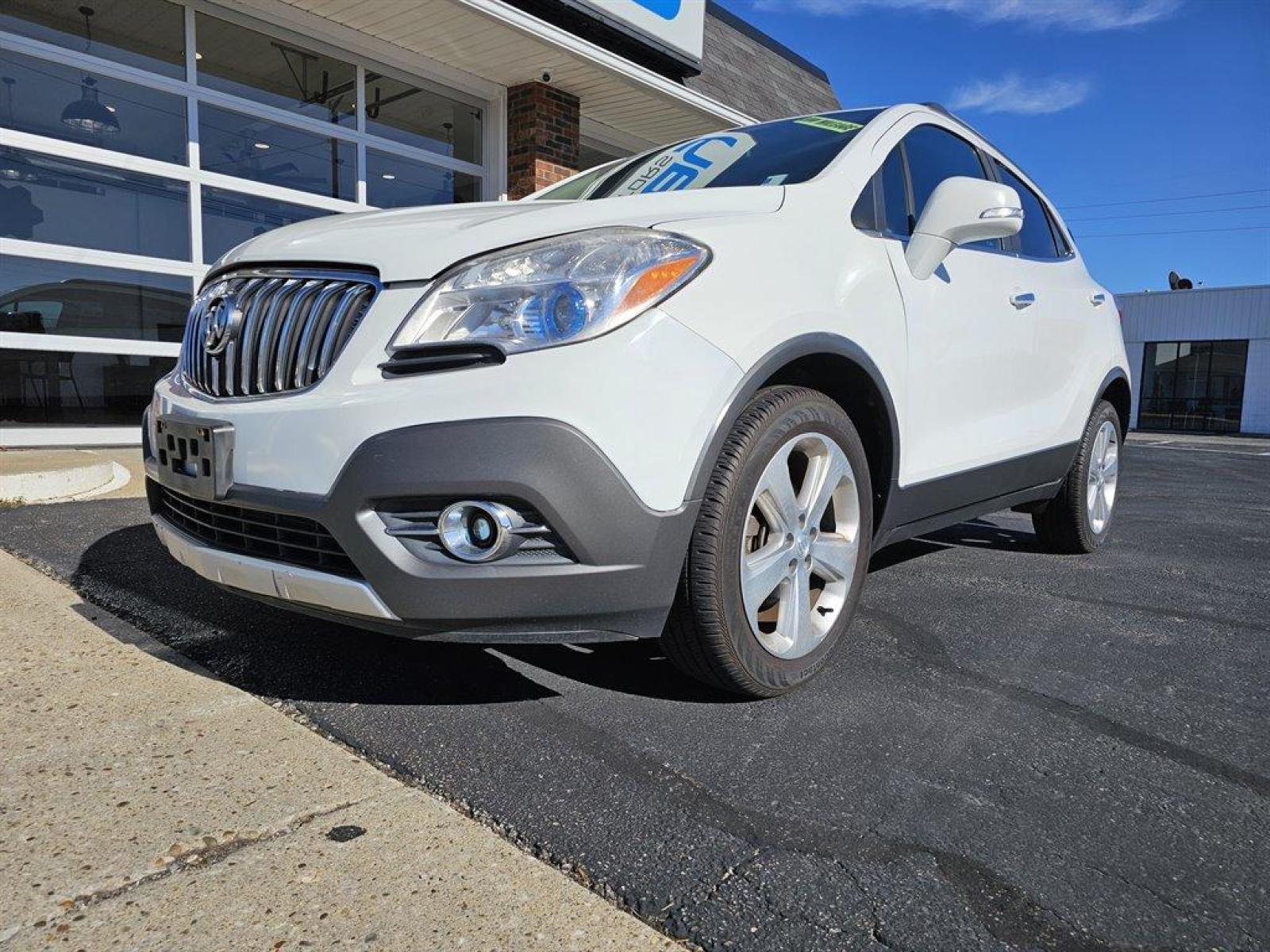 2016 White /Gray Buick Encore (KL4CJBSB7GB) with an 1.4l I-4 MFI Flex T/C HO engine, Auto transmission, located at 4163 Bardstown Rd, Louisville, KY, 40218, (502) 266-7677, 38.189991, -85.642418 - Photo #0