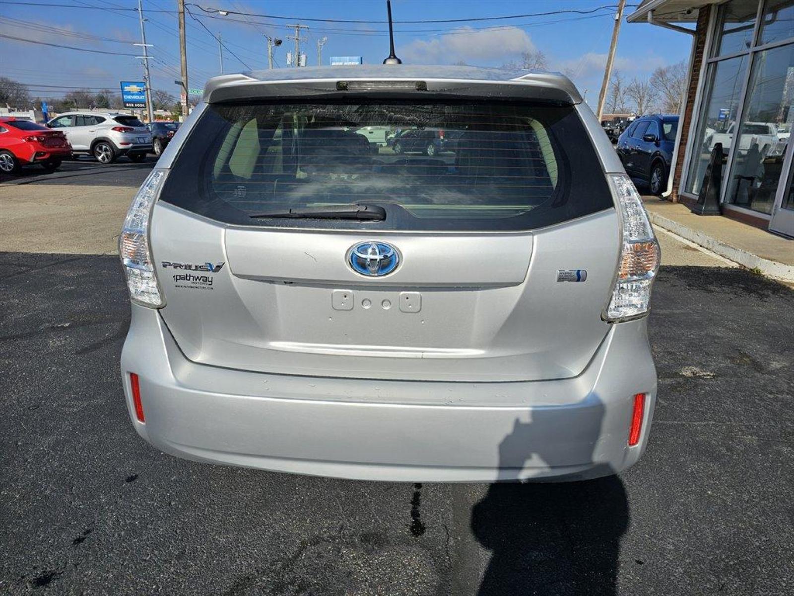 2013 Silver /Gray Toyota Prius V (JTDZN3EU8D3) with an 1.8l I-4 EFI Dohc Hybrid engine, Auto transmission, located at 4163 Bardstown Rd, Louisville, KY, 40218, (502) 266-7677, 38.189991, -85.642418 - Photo #6
