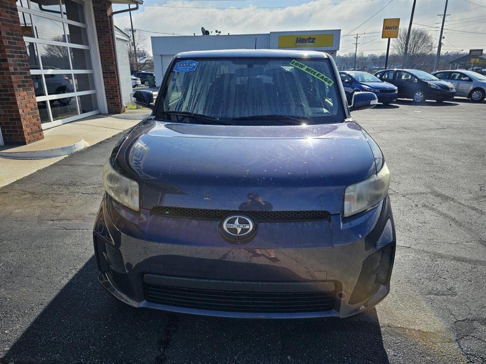2011 Blue /Black Scion xB (JTLZE4FE6B1) with an 2.4l I-4 EFI Dohc 2.4l engine, Auto transmission, located at 4163 Bardstown Rd, Louisville, KY, 40218, (502) 266-7677, 38.189991, -85.642418 - Photo #2