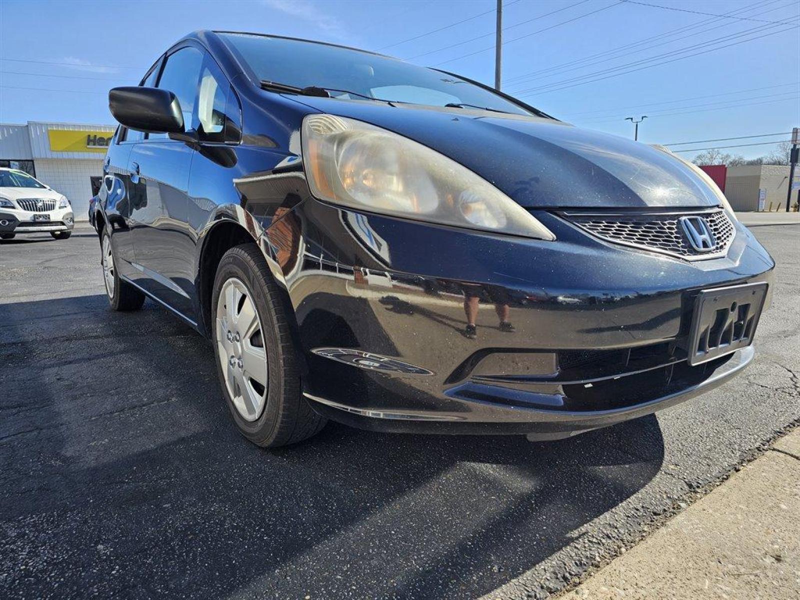 2011 Black /Black Honda Fit (JHMGE8H38BC) with an 1.5l I-4 MPI Sohc Vtec 1. engine, Auto transmission, located at 4163 Bardstown Rd, Louisville, KY, 40218, (502) 266-7677, 38.189991, -85.642418 - Photo #3
