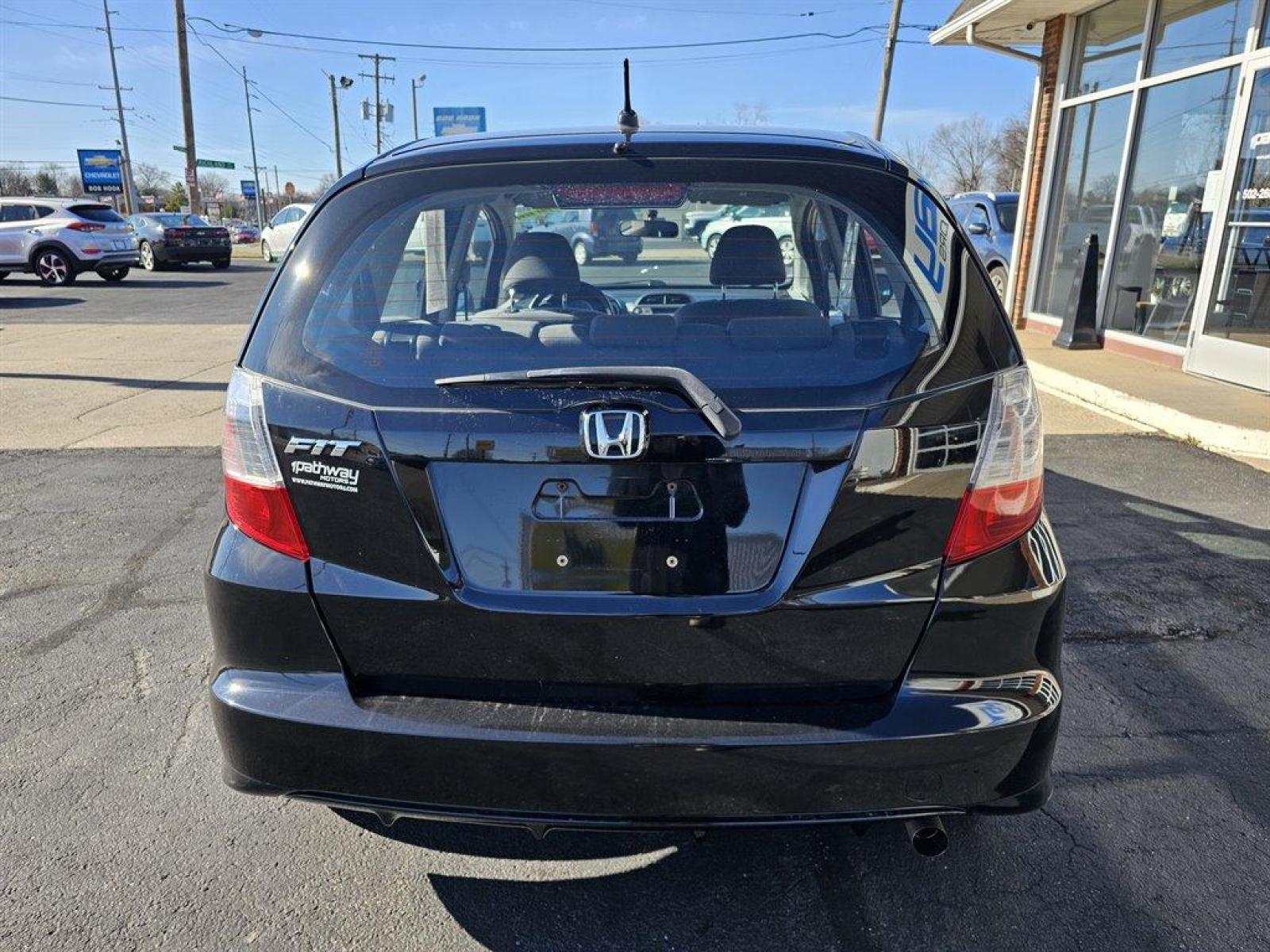 2011 Black /Black Honda Fit (JHMGE8H38BC) with an 1.5l I-4 MPI Sohc Vtec 1. engine, Auto transmission, located at 4163 Bardstown Rd, Louisville, KY, 40218, (502) 266-7677, 38.189991, -85.642418 - Photo #6