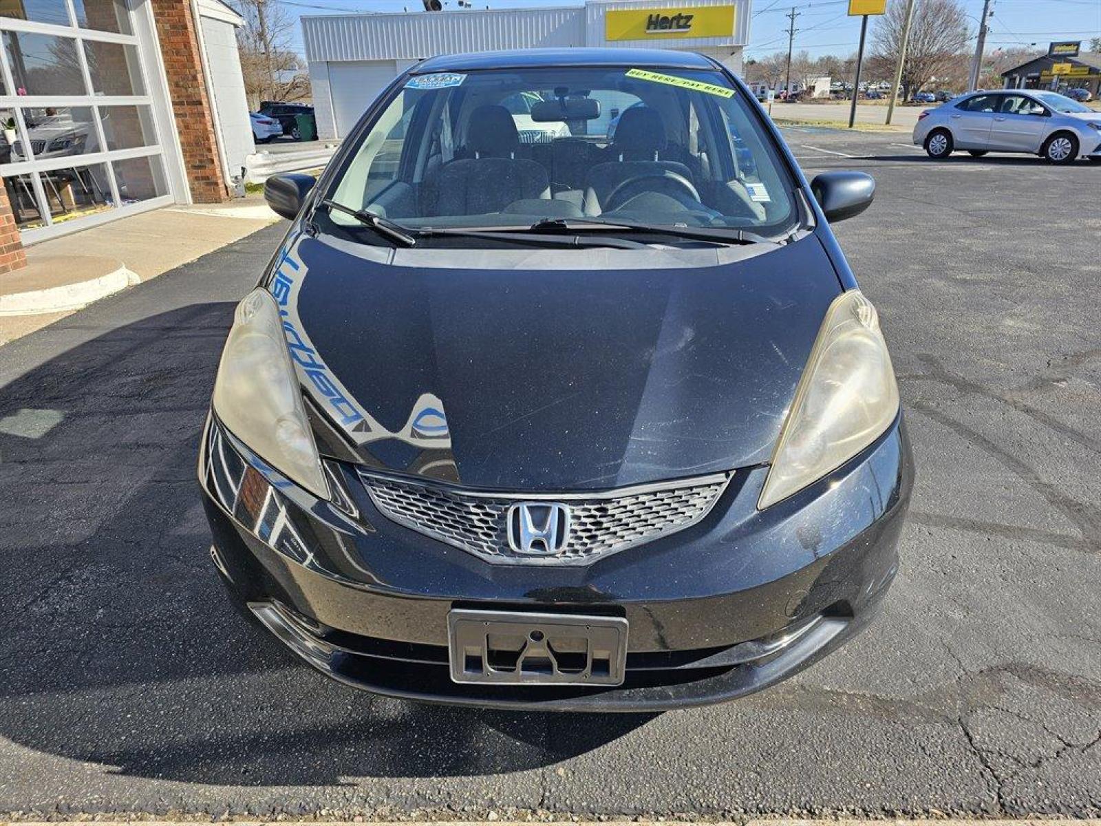 2011 Black /Black Honda Fit (JHMGE8H38BC) with an 1.5l I-4 MPI Sohc Vtec 1. engine, Auto transmission, located at 4163 Bardstown Rd, Louisville, KY, 40218, (502) 266-7677, 38.189991, -85.642418 - Photo #10