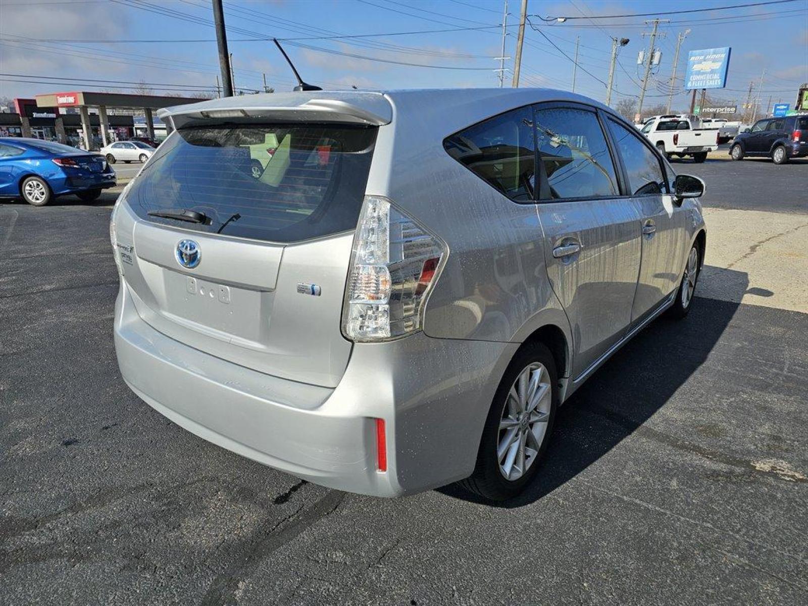 2013 Silver /Gray Toyota Prius V (JTDZN3EU8D3) with an 1.8l I-4 EFI Dohc Hybrid engine, Auto transmission, located at 4163 Bardstown Rd, Louisville, KY, 40218, (502) 266-7677, 38.189991, -85.642418 - Photo #5