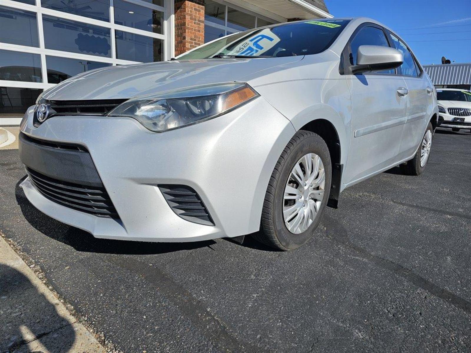 2015 Silver /Gray Toyota Corolla (2T1BURHE9FC) with an 1.8l I-4 EFI Dohc 1.8l engine, Auto transmission, located at 4163 Bardstown Rd, Louisville, KY, 40218, (502) 266-7677, 38.189991, -85.642418 - Photo #0